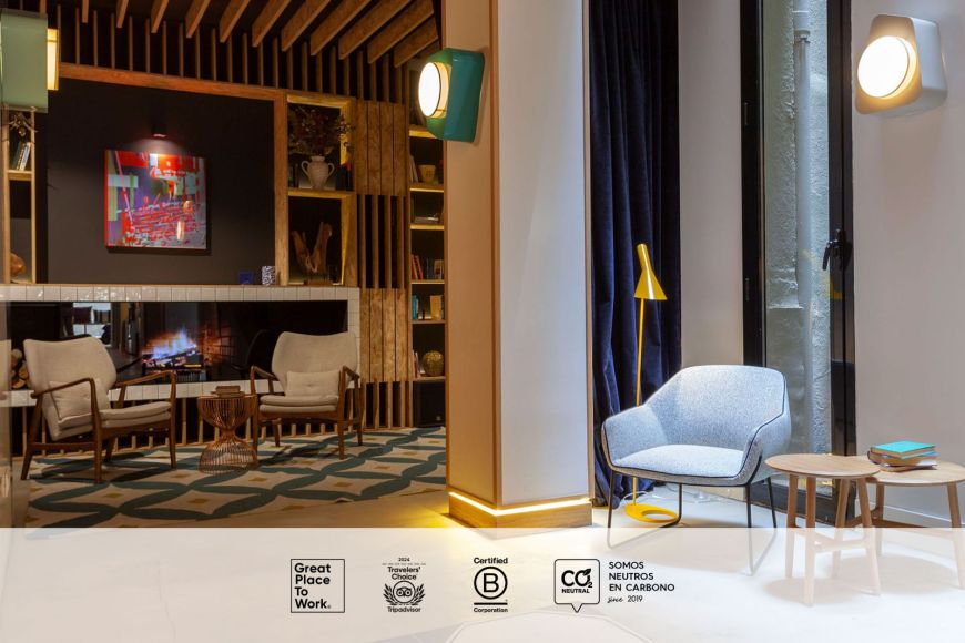 Hall hotel